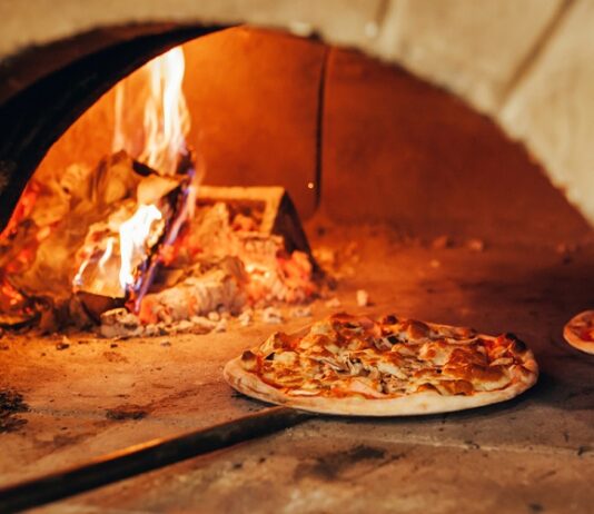 3 Factors To Consider When Buying a Wood Fired Pizza Oven Fired Pizza Oven